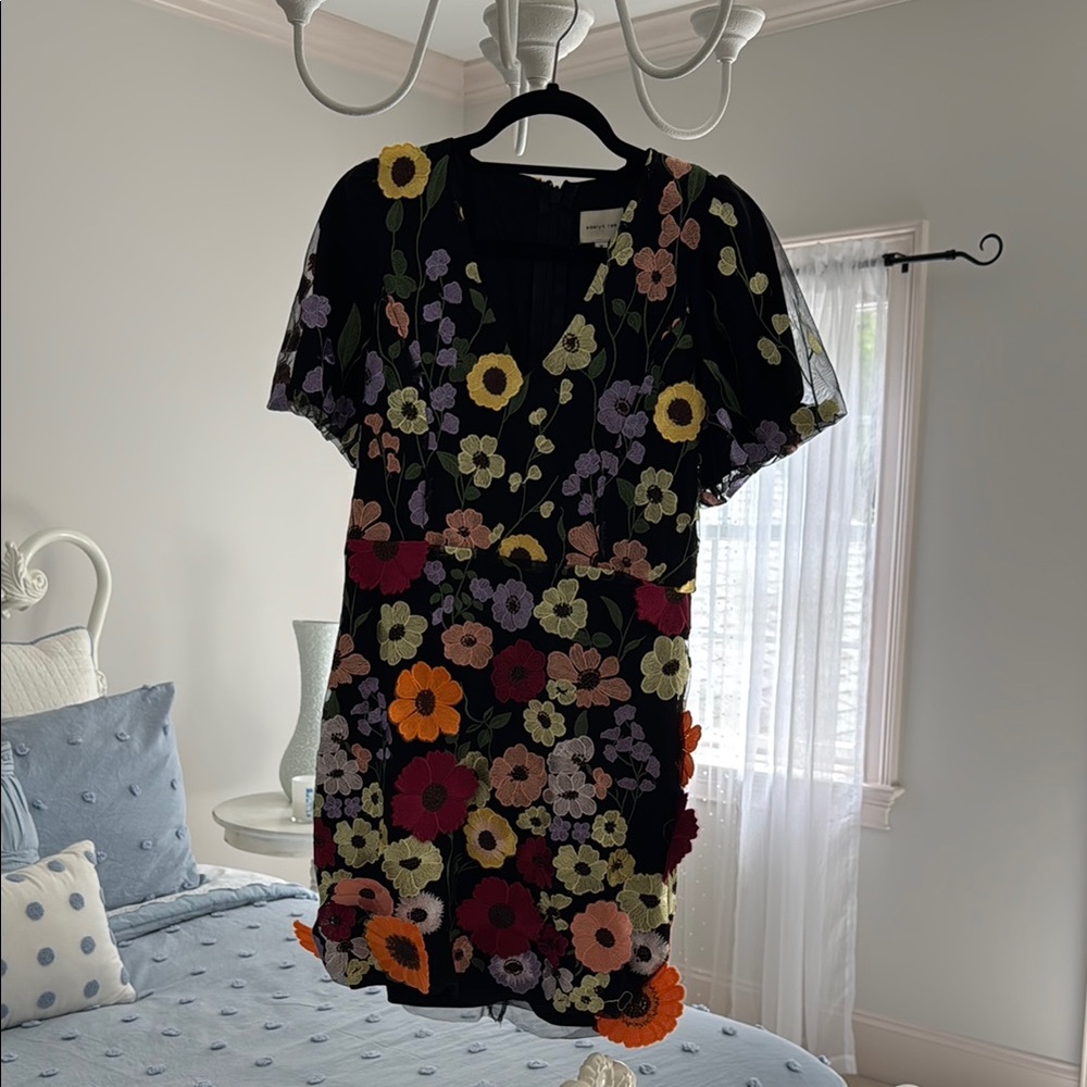 Adelyn Rae Black and Yellow Flutter Sleeve Mini Dress